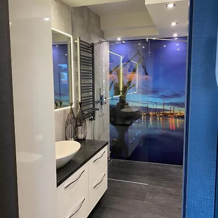 Waterlane Island By Vivendi Properties * Danzig